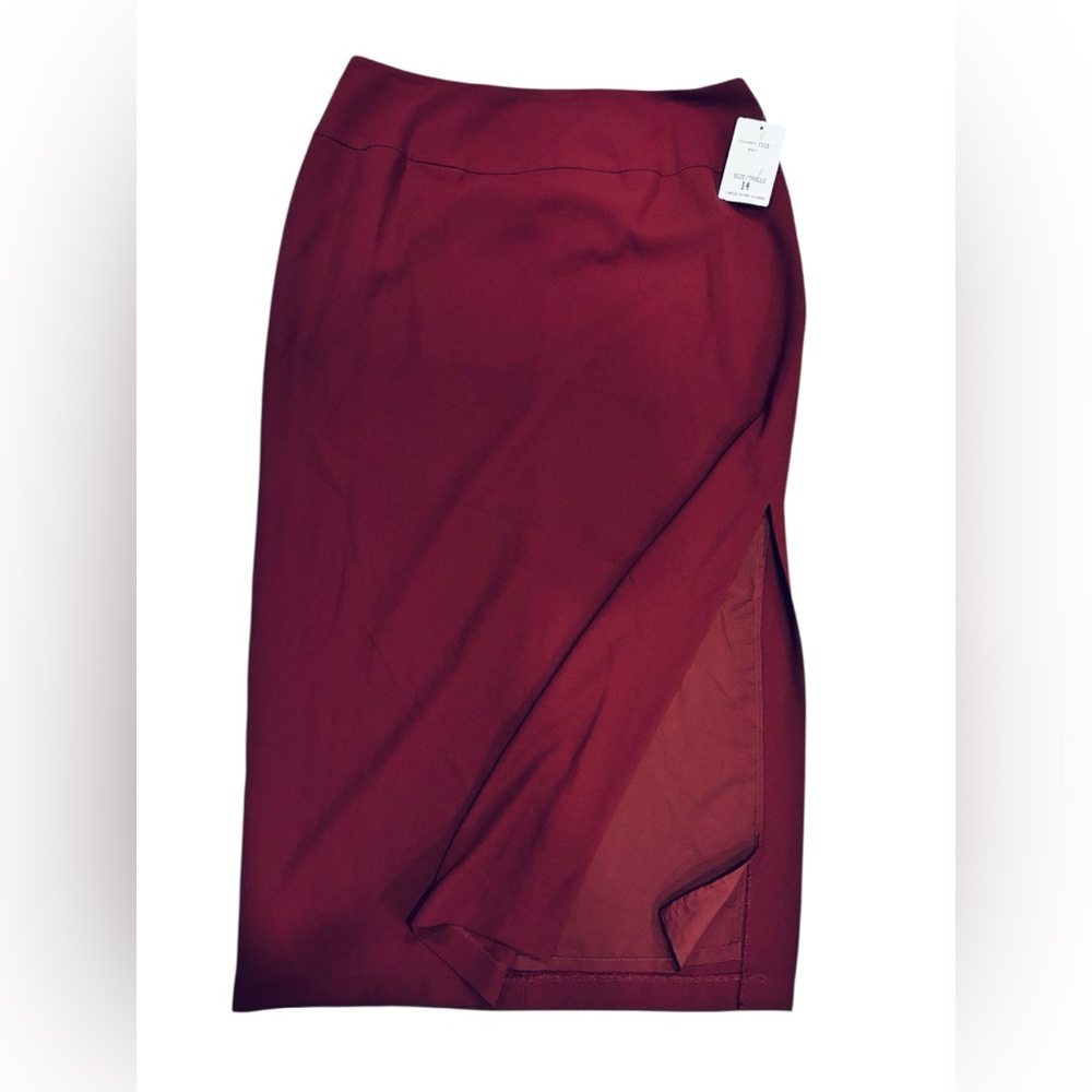 Elegant Merlot Midi Pencil Skirt with Slit